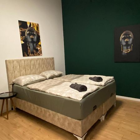 8 Fully Equipped Studio Shared Apt W Terrace Margareten Βιέννη Εξωτερικό φωτογραφία