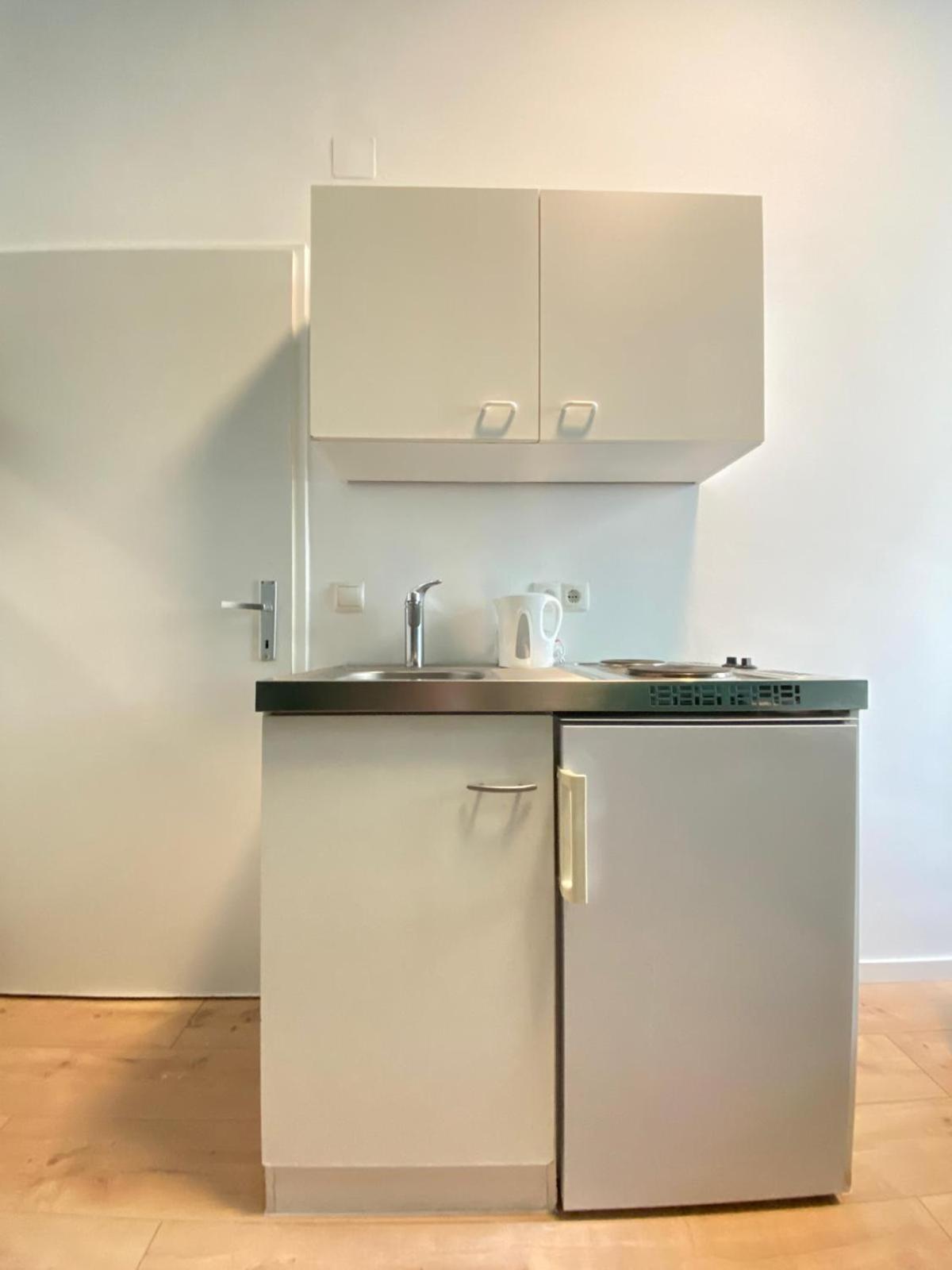 8 Fully Equipped Studio Shared Apt W Terrace Margareten Βιέννη Εξωτερικό φωτογραφία