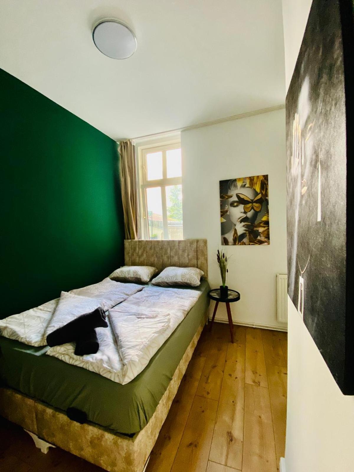 8 Fully Equipped Studio Shared Apt W Terrace Margareten Βιέννη Εξωτερικό φωτογραφία