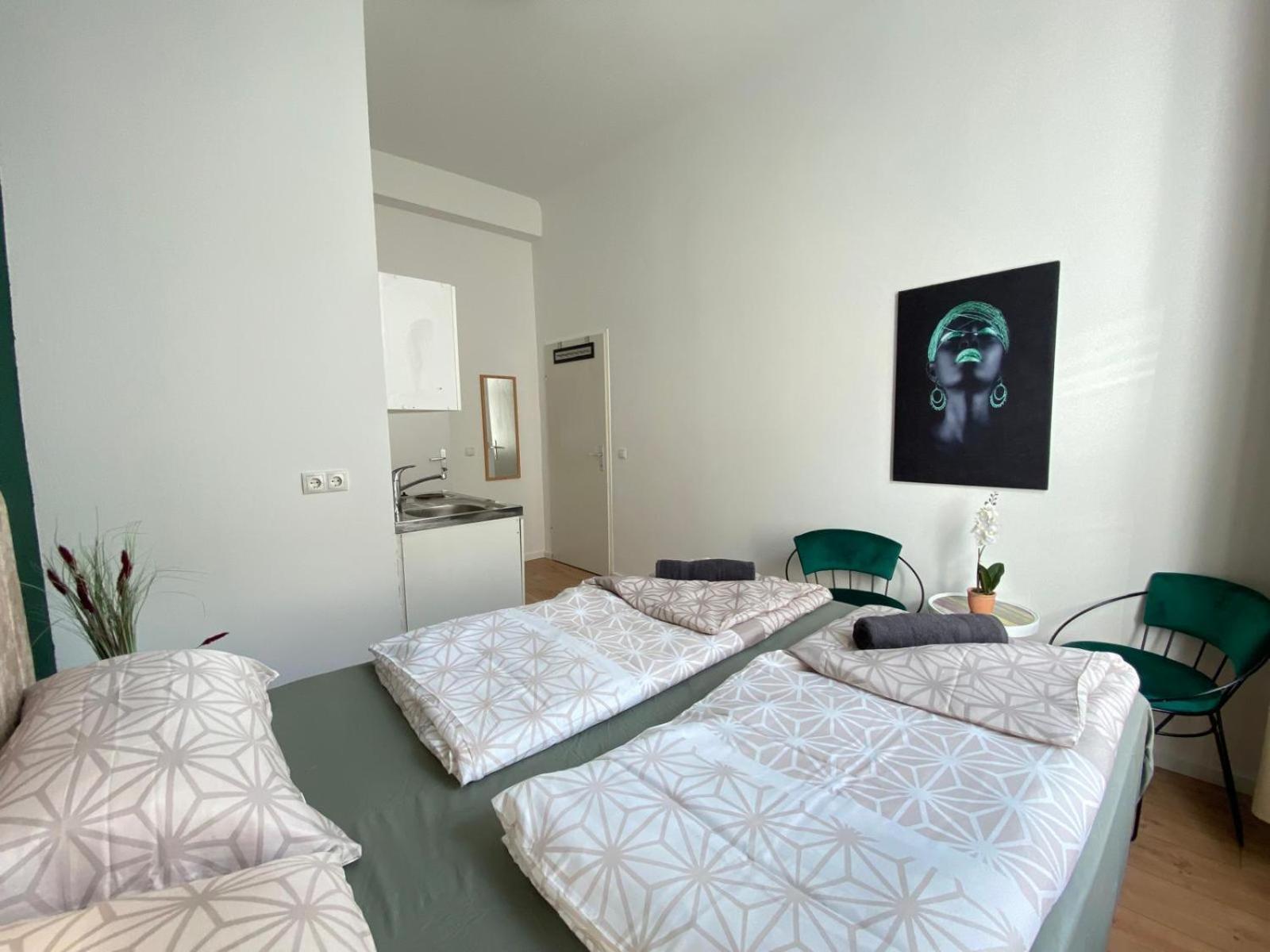 8 Fully Equipped Studio Shared Apt W Terrace Margareten Βιέννη Εξωτερικό φωτογραφία