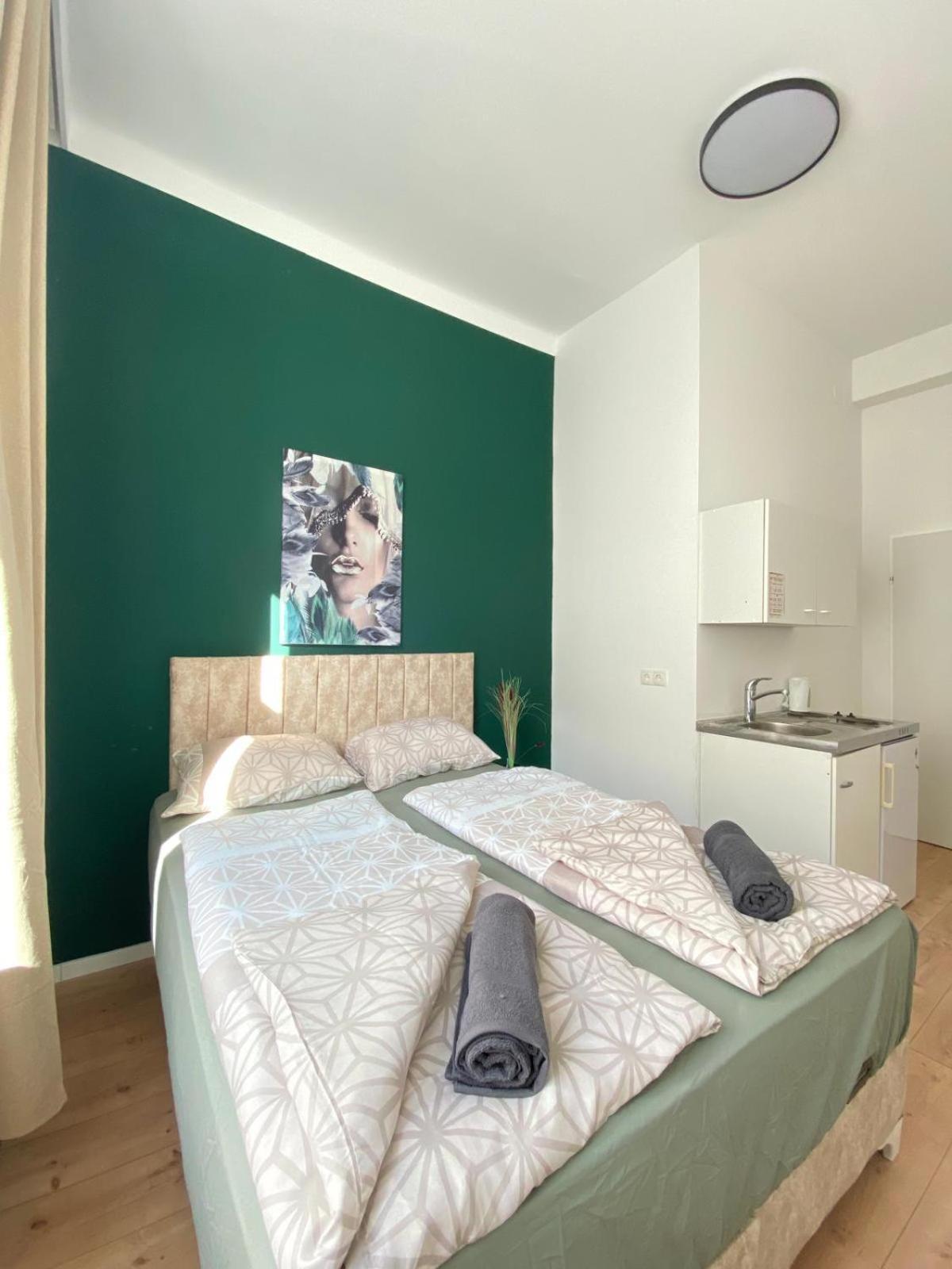 8 Fully Equipped Studio Shared Apt W Terrace Margareten Βιέννη Εξωτερικό φωτογραφία