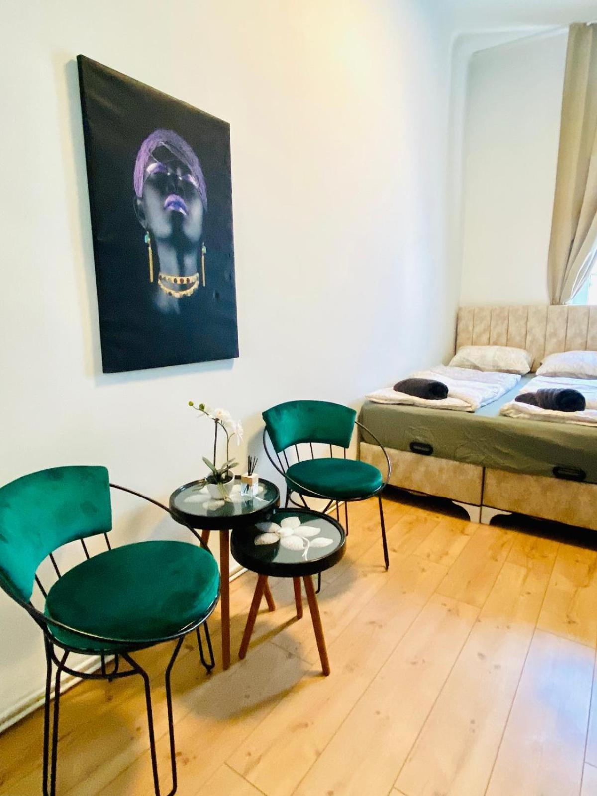 8 Fully Equipped Studio Shared Apt W Terrace Margareten Βιέννη Εξωτερικό φωτογραφία