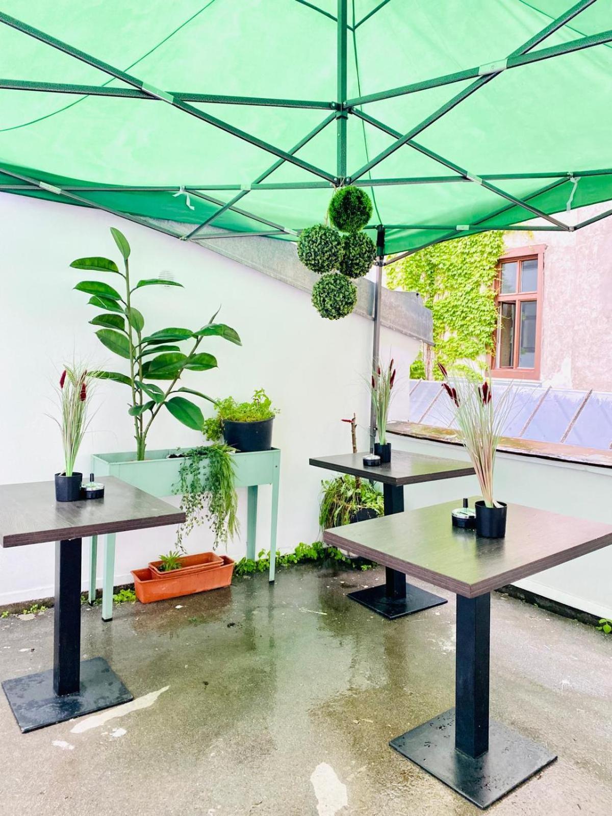 8 Fully Equipped Studio Shared Apt W Terrace Margareten Βιέννη Εξωτερικό φωτογραφία
